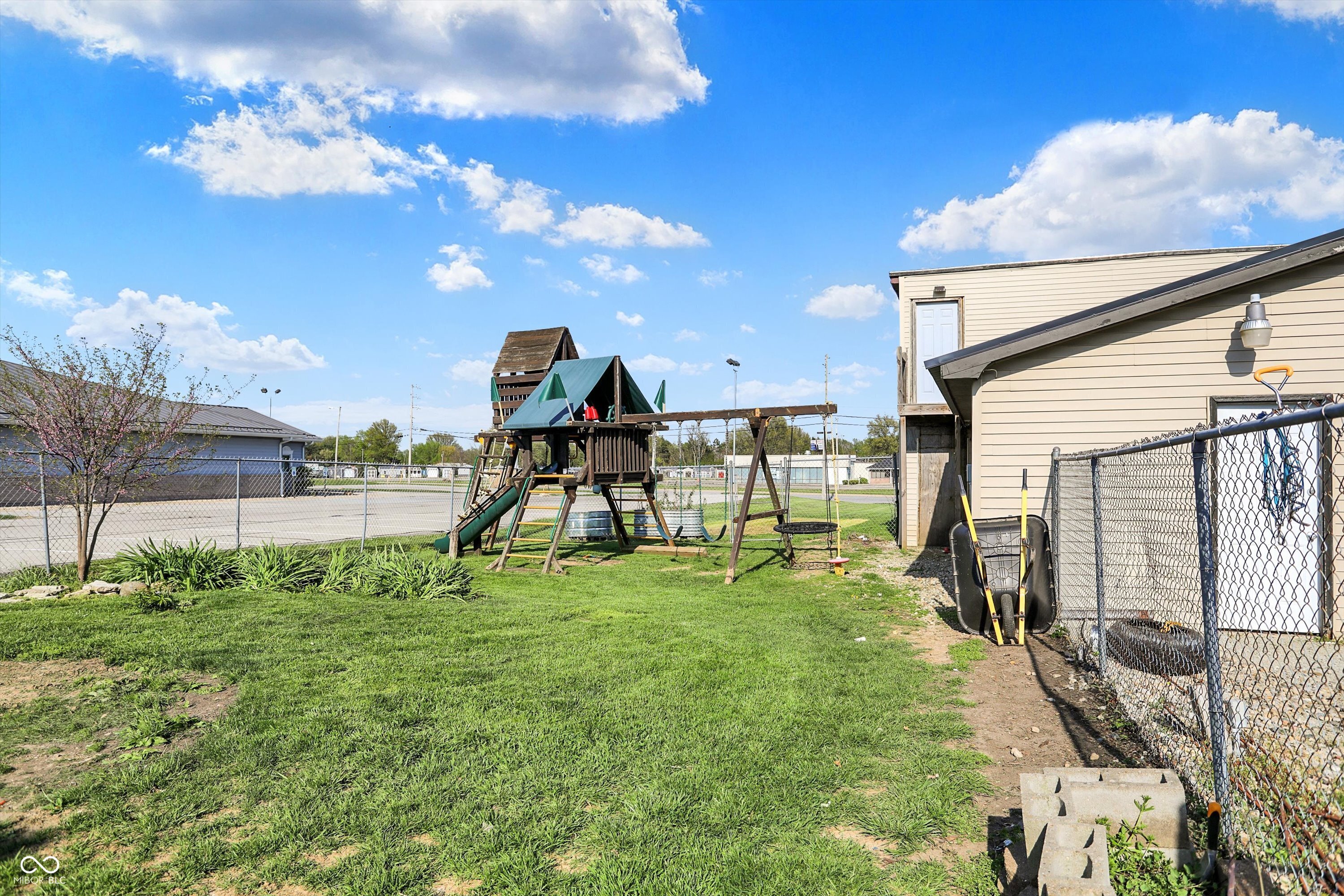 3104 Poplar Street Anderson, IN 46012 - Photo 42 of 54