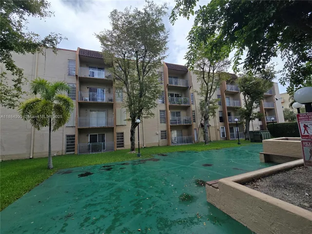 $2,000 | 4715 Northwest 7th Street, Unit 4102, Miami, FL 33126