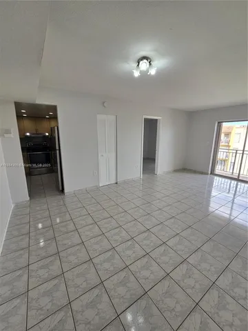 $2,000 | 4715 Northwest 7th Street, Unit 4102, Miami, FL 33126