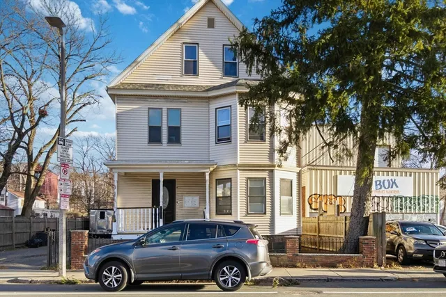 $1,125,000 | 3886-3888 Washington Street, Boston, MA 02131