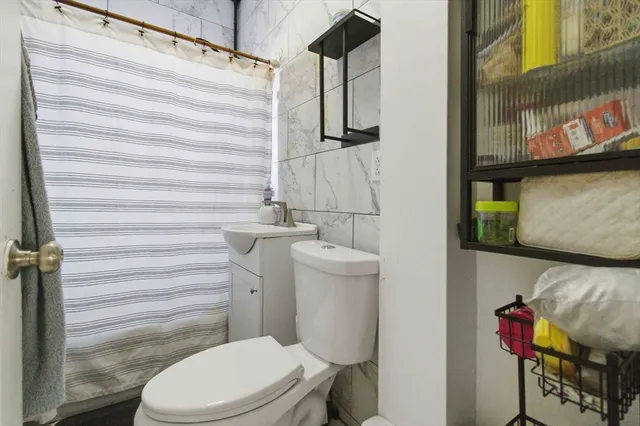 $1,125,000 | 3886-3888 Washington Street, Boston, MA 02131