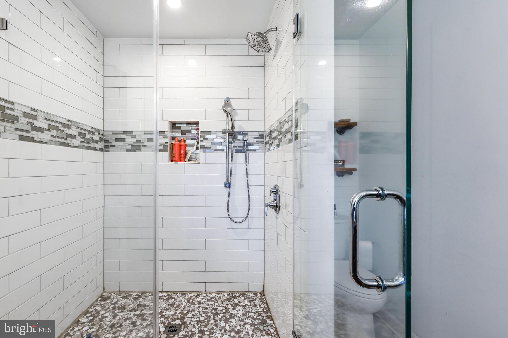 4126 Hedgehill Lane Phoenix, MD 21131 - Photo 33 of 54 a bathroom with a shower
