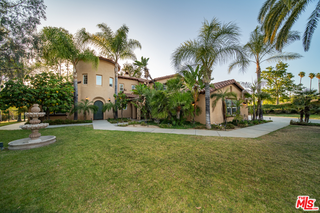 16041 Heritage Grove Road Riverside, CA 92504 - Photo 1 of 36