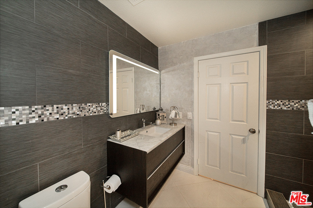 16041 Heritage Grove Road Riverside, CA 92504 - Photo 14 of 36