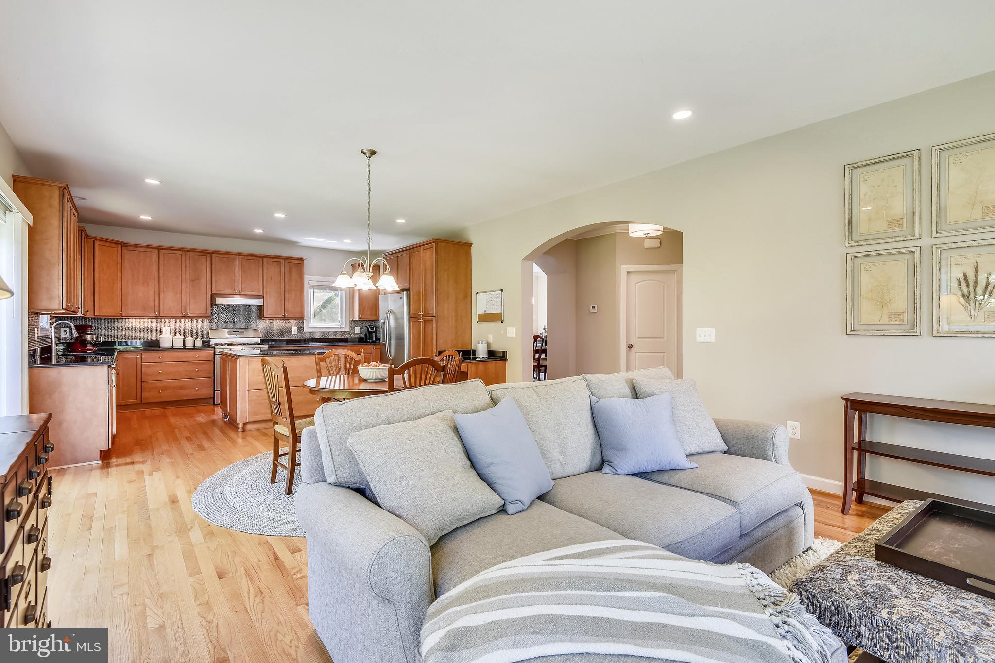 8063 Fairfax Road Alexandria, VA 22308 - Photo 18 of 45 Gallery Image 18