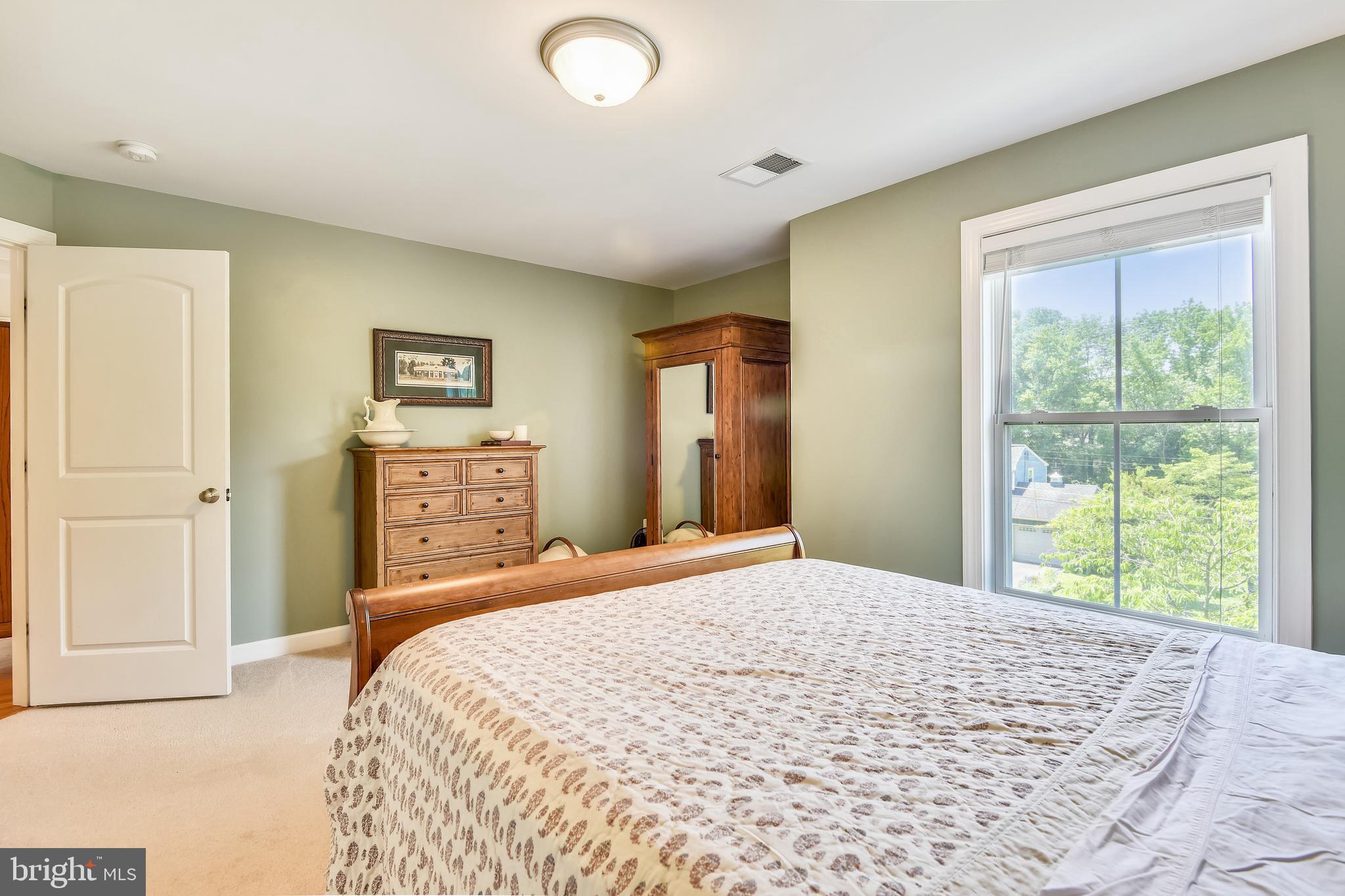 8063 Fairfax Road Alexandria, VA 22308 - Photo 26 of 45 Bedroom 2