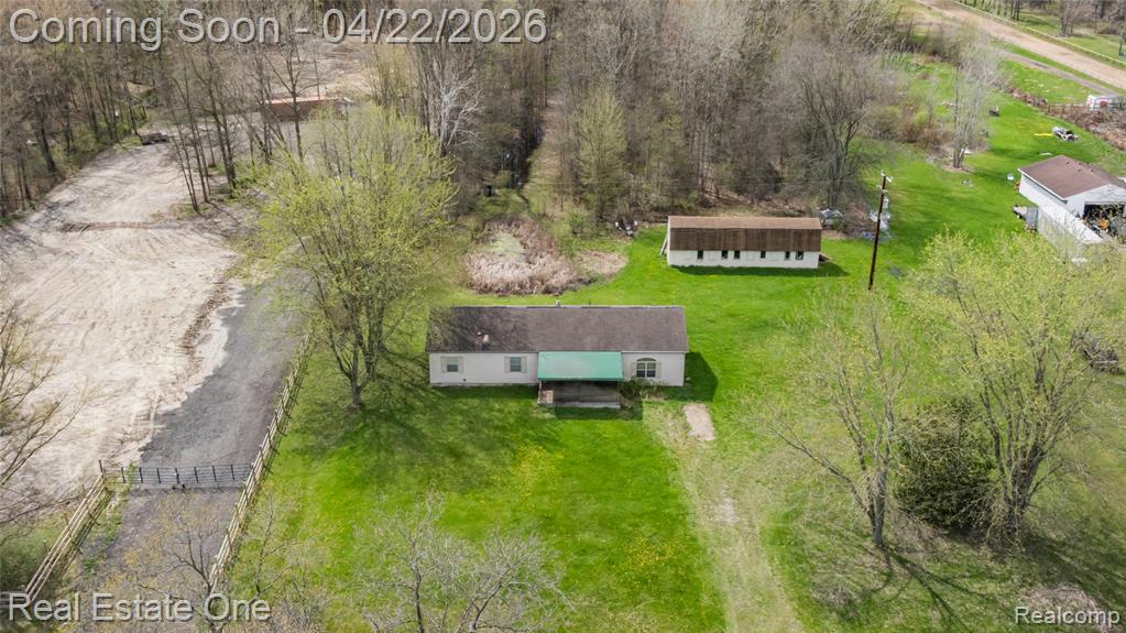 26996 Sumpter Road Belleville, MI 48111 - Photo 4 of 32