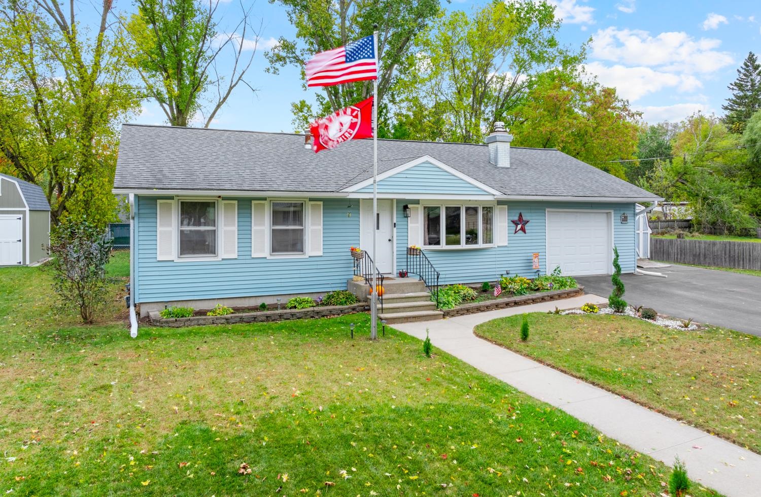 2711 Merchant Street Marinette, WI 54143 - Photo 1 of 1