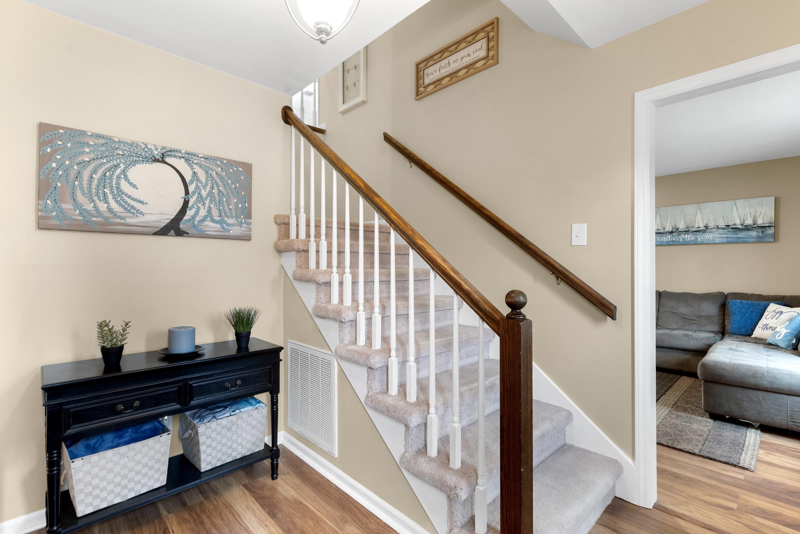 108 Edinburgh Place Moore, SC 29369 - Photo 4 of 32 Gallery Image 4