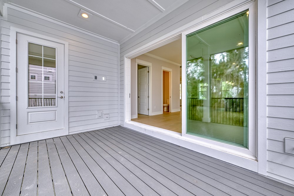 96561 Bay View Drive Fernandina Beach, FL 32034 - Photo 22 of 36 a view of a garden from a balcony