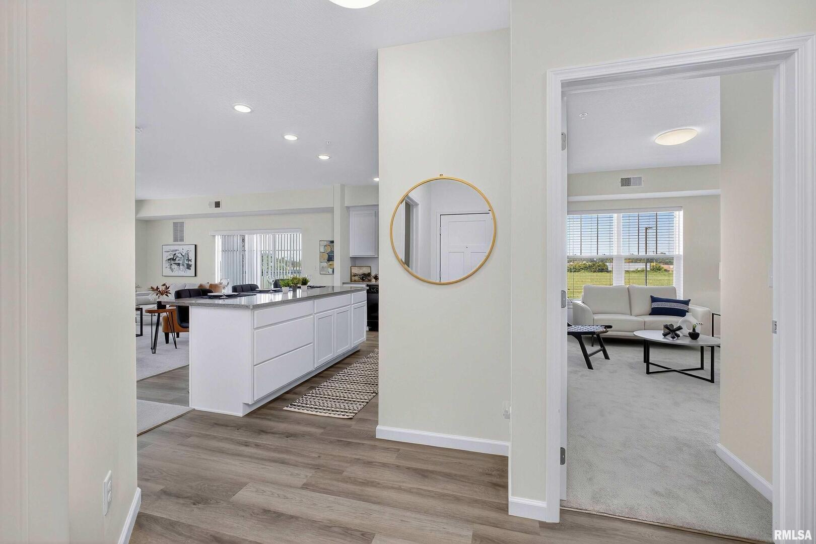 2592-202 Middle Road, Unit 202 Bettendorf, IA 52722 - Photo 14 of 45