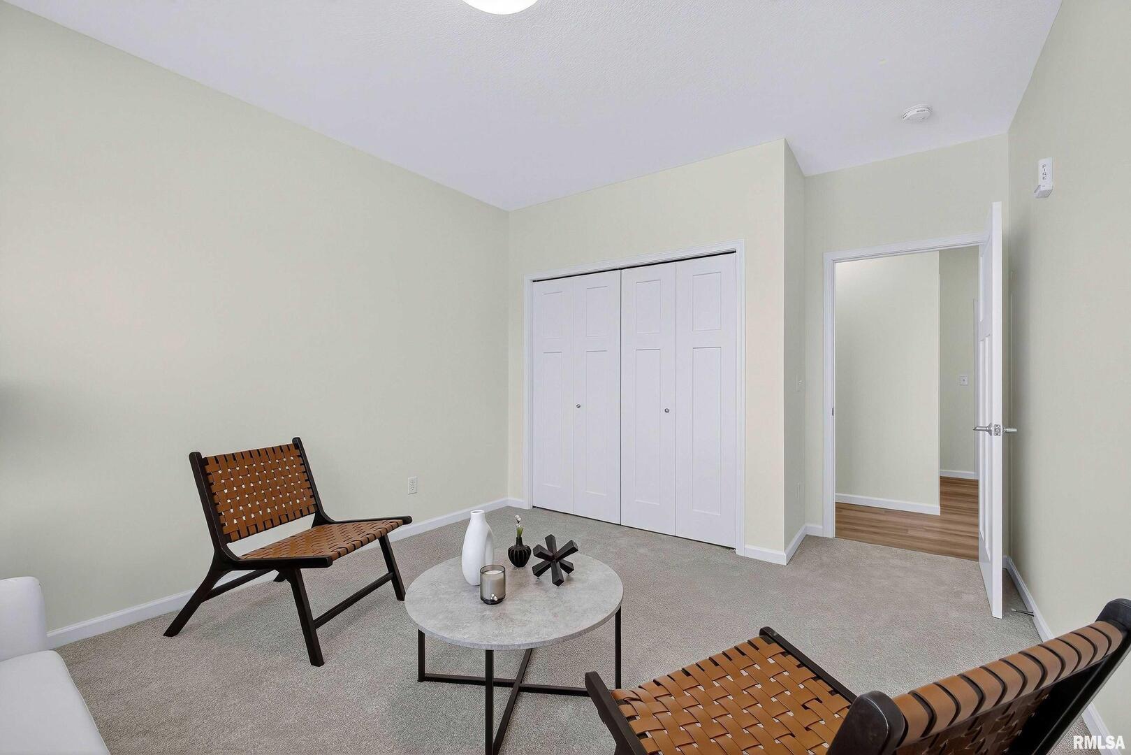 2592-202 Middle Road, Unit 202 Bettendorf, IA 52722 - Photo 20 of 45