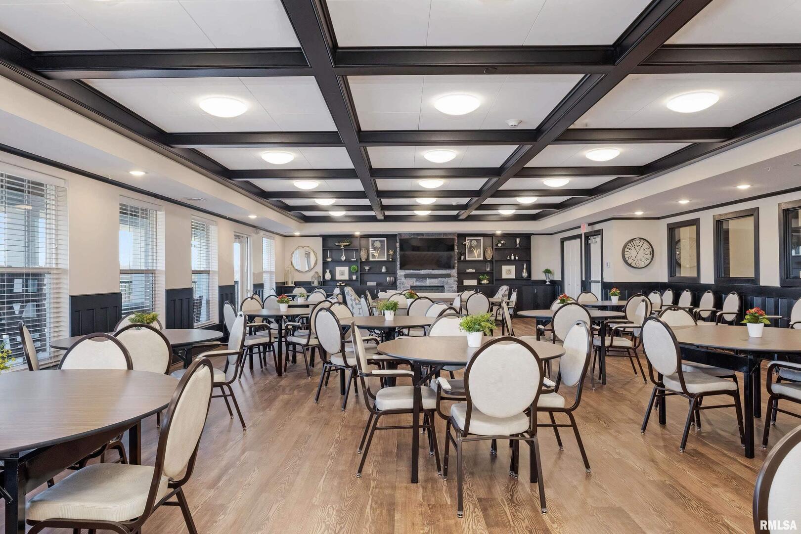 2592-202 Middle Road, Unit 202 Bettendorf, IA 52722 - Photo 33 of 45