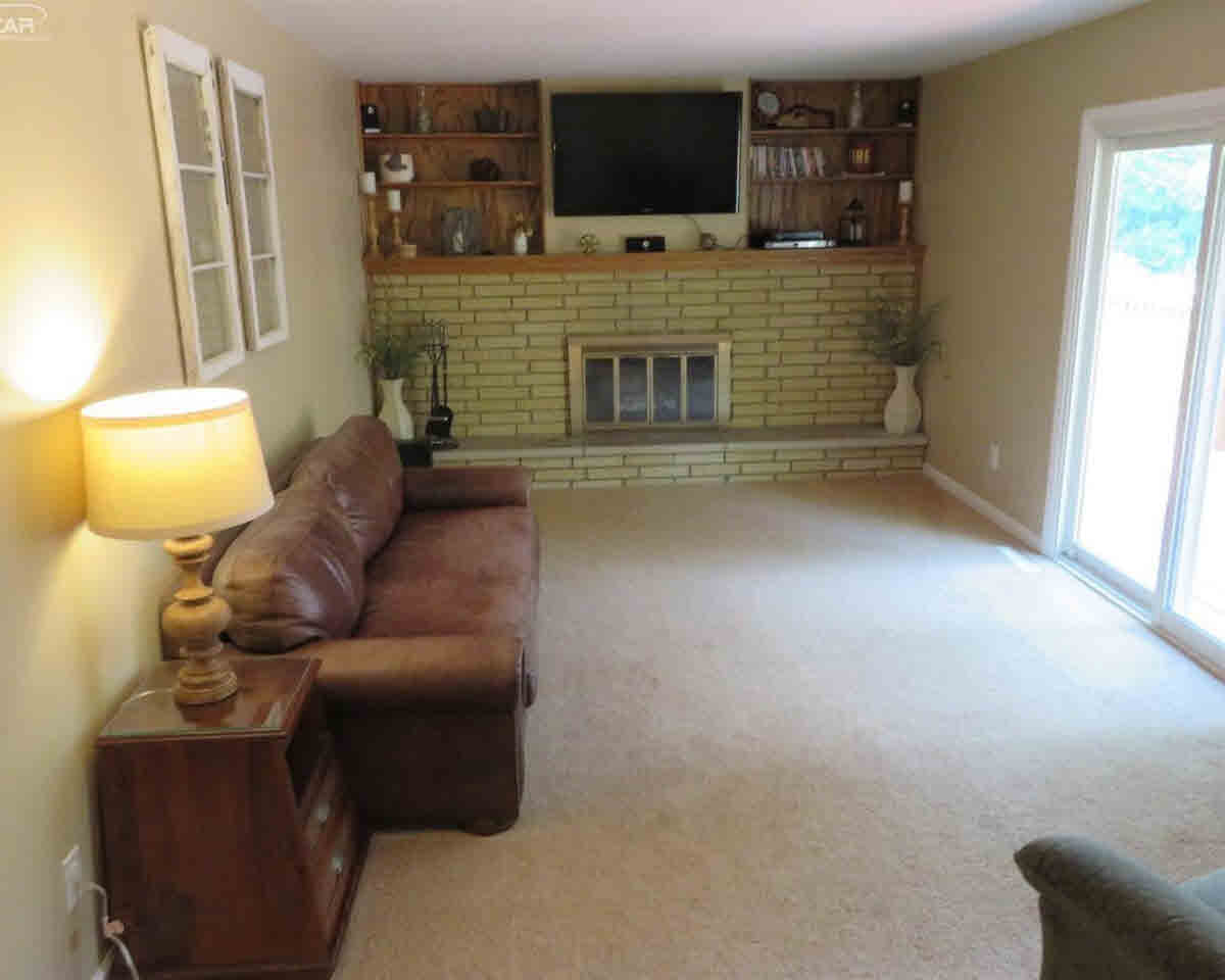 1271 East Cook Road Grand Blanc, MI 48439 - Photo 10 of 27 21353292-9.JPG