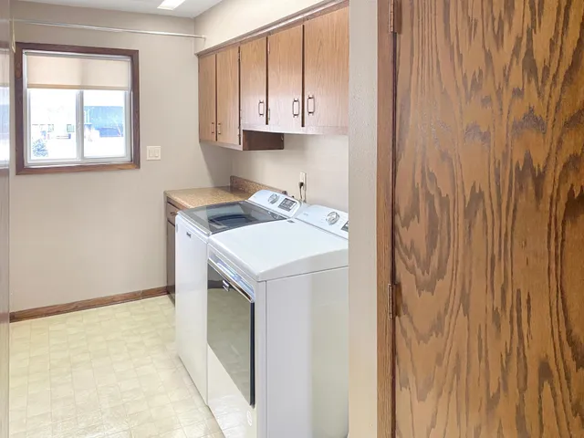 $240,000 | 601 5th Avenue West, Edgerton, MN 56128