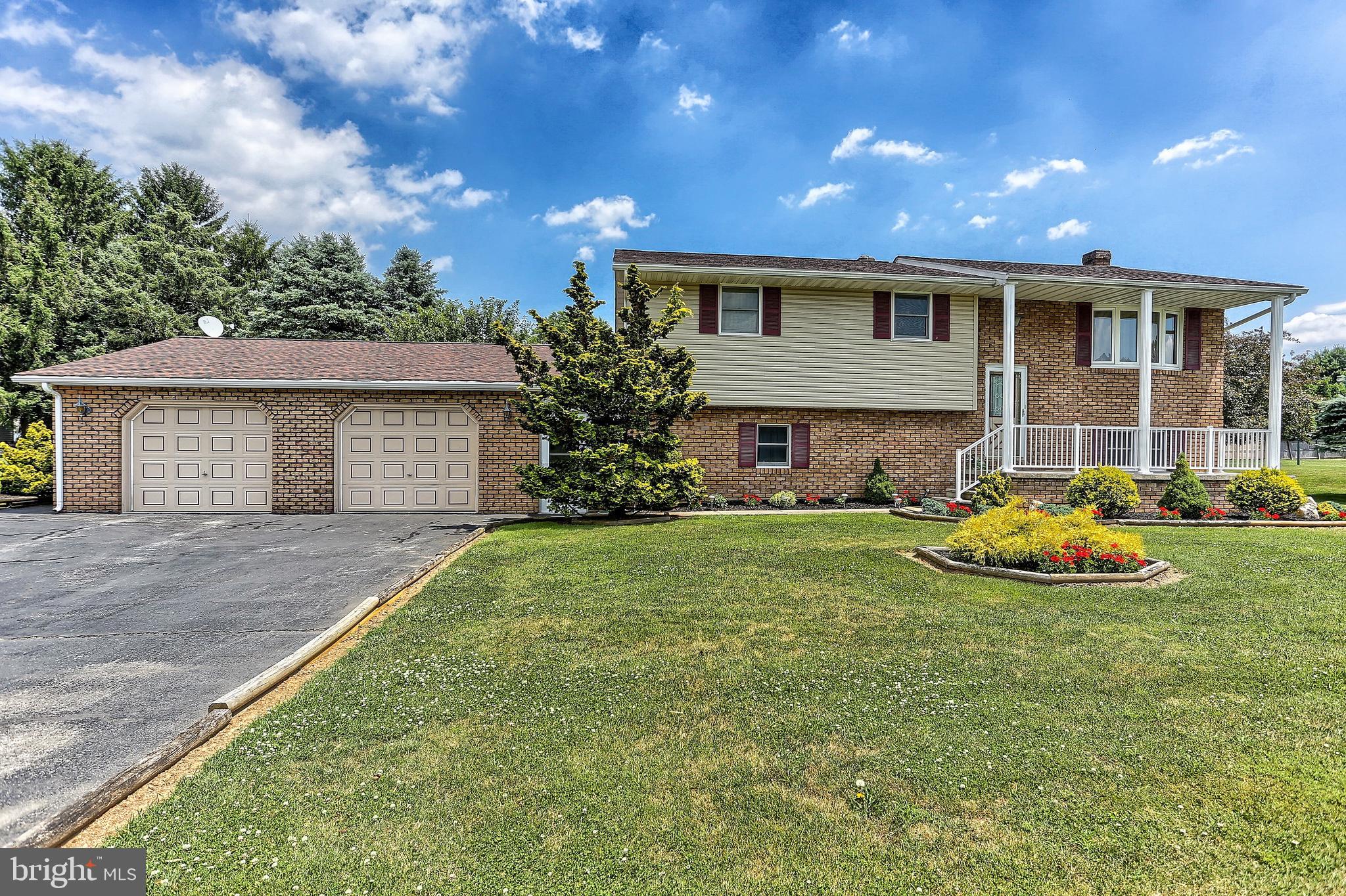135 Chapel Road Hanover, PA 17331 - Photo 2 of 46