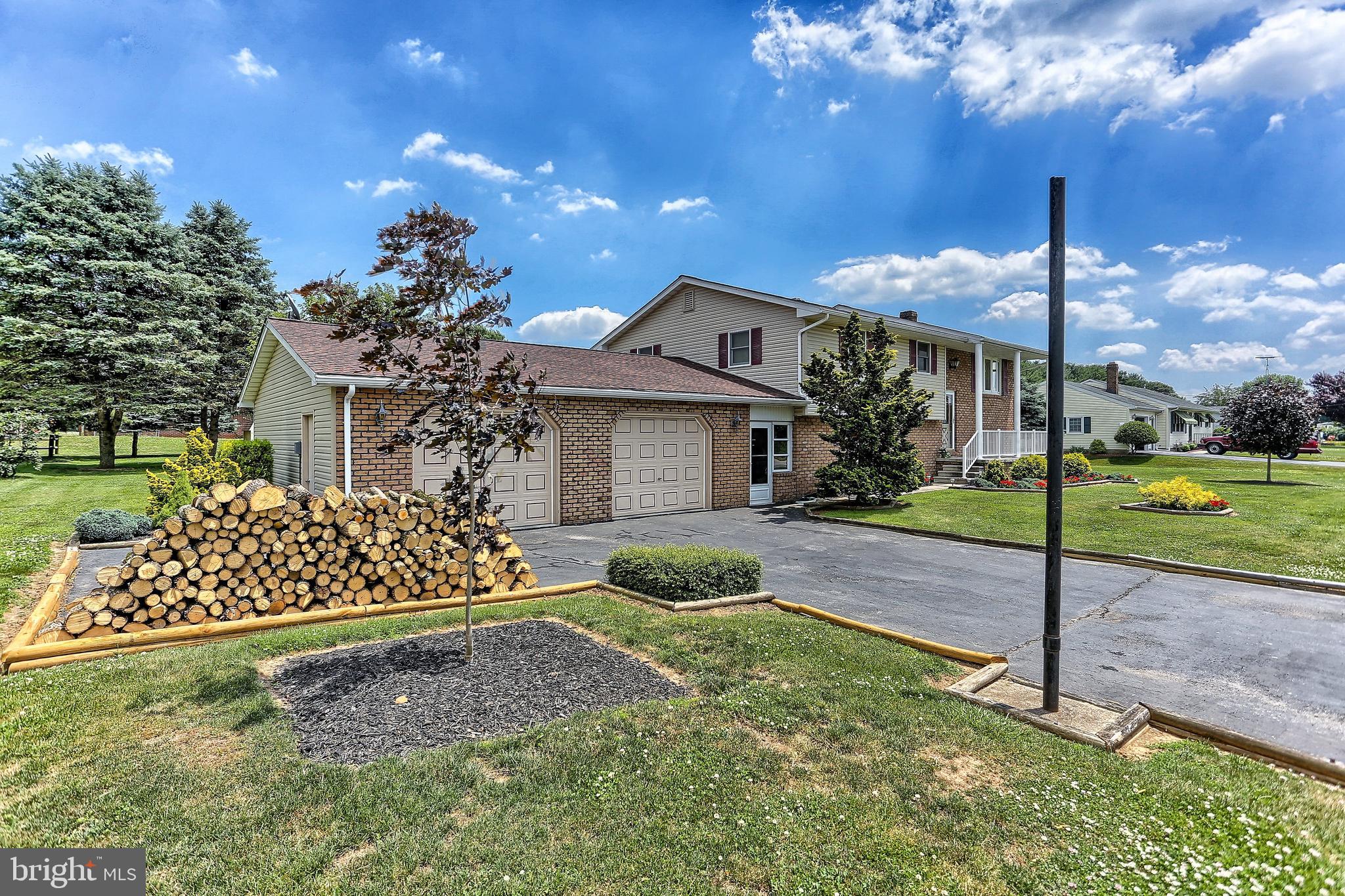 135 Chapel Road Hanover, PA 17331 - Photo 4 of 46