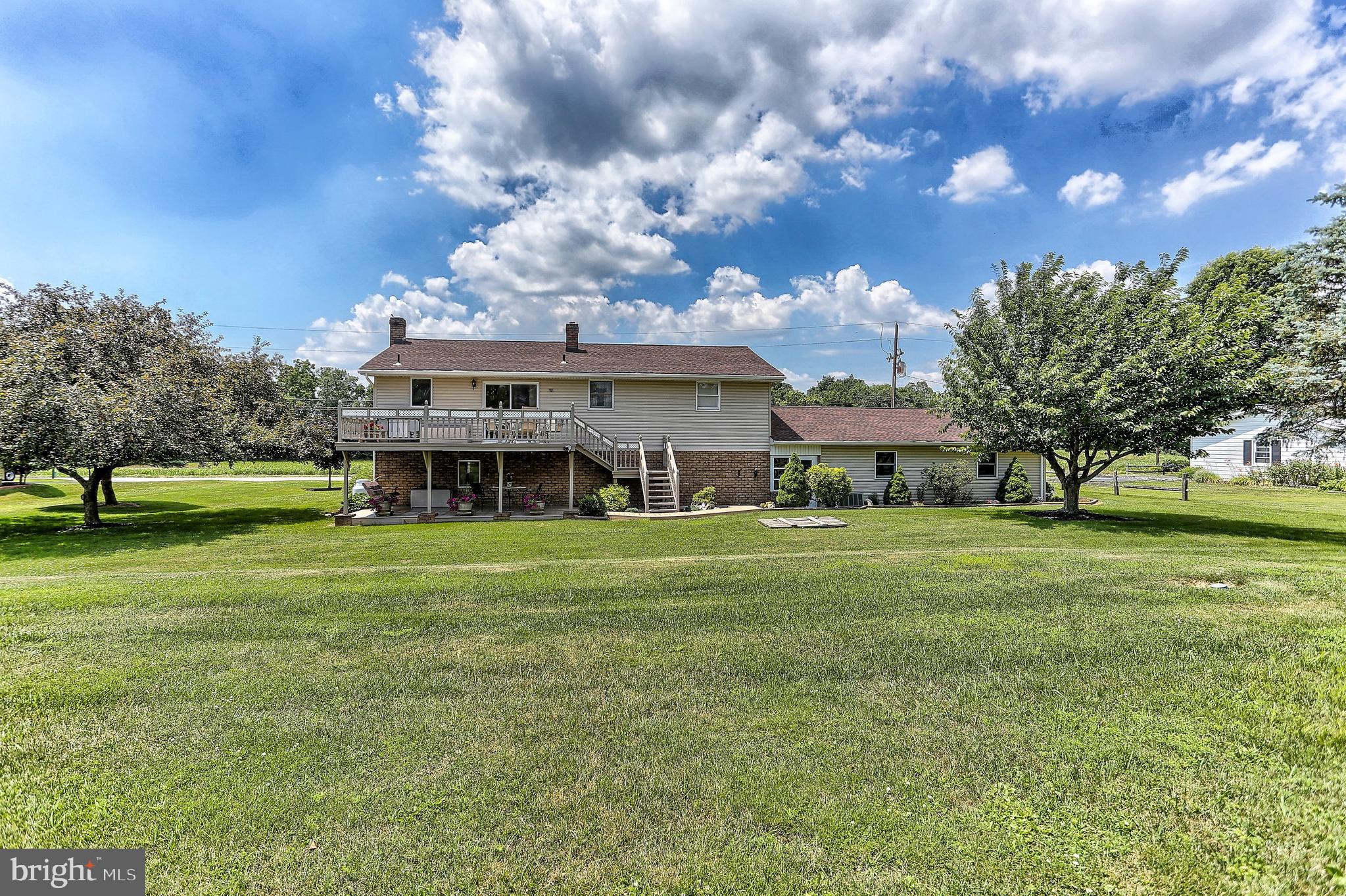 135 Chapel Road Hanover, PA 17331 - Photo 6 of 46
