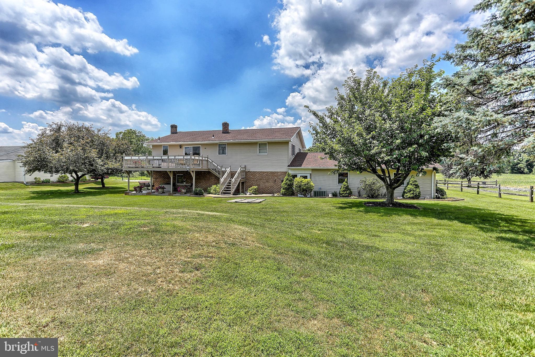 135 Chapel Road Hanover, PA 17331 - Photo 7 of 46