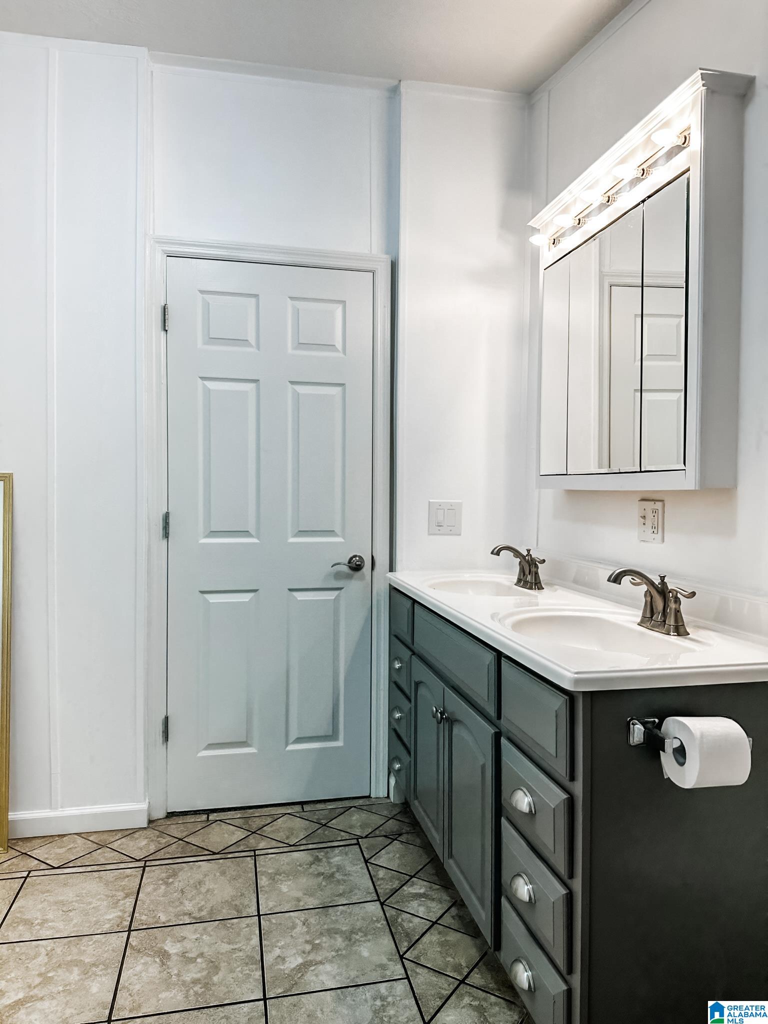 292 Hollingsworth Road Jacksonville, AL 36265 - Photo 40 of 57