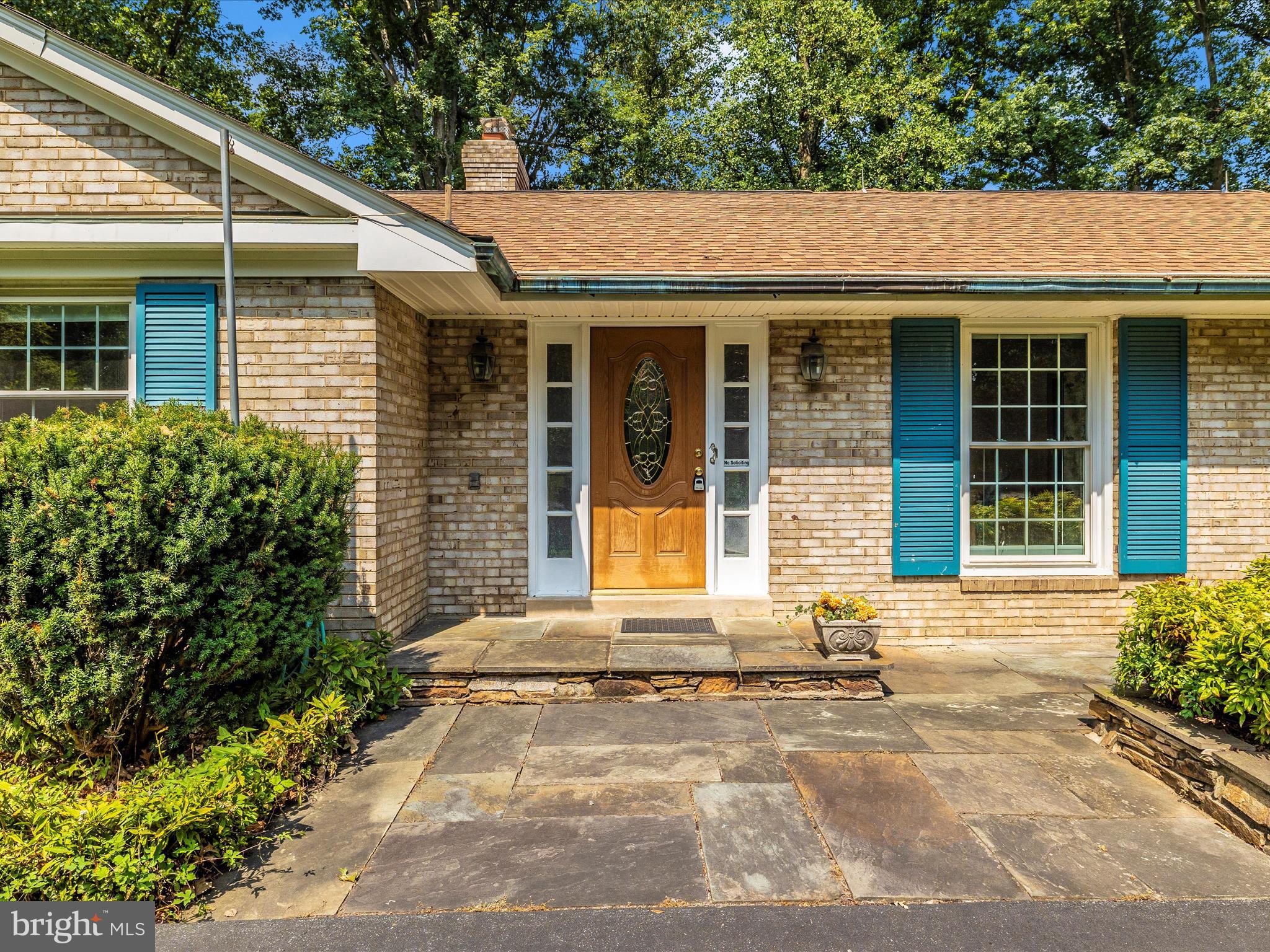 13105 Brandon Way Road Gaithersburg, MD 20878 - Photo 3 of 44 Exterior Front