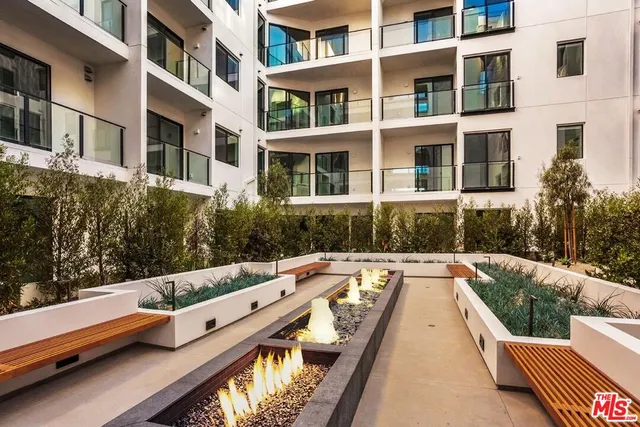 a house view with a outdoor space