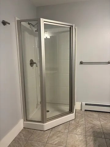 $1,725 | 164 Washington Street, Unit 1, Gardner, MA 01440