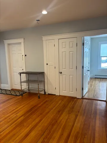 $1,725 | 164 Washington Street, Unit 1, Gardner, MA 01440