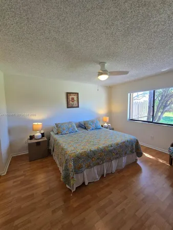 $350,000 | 5 Rogart Circle, Boynton Beach, FL 33426