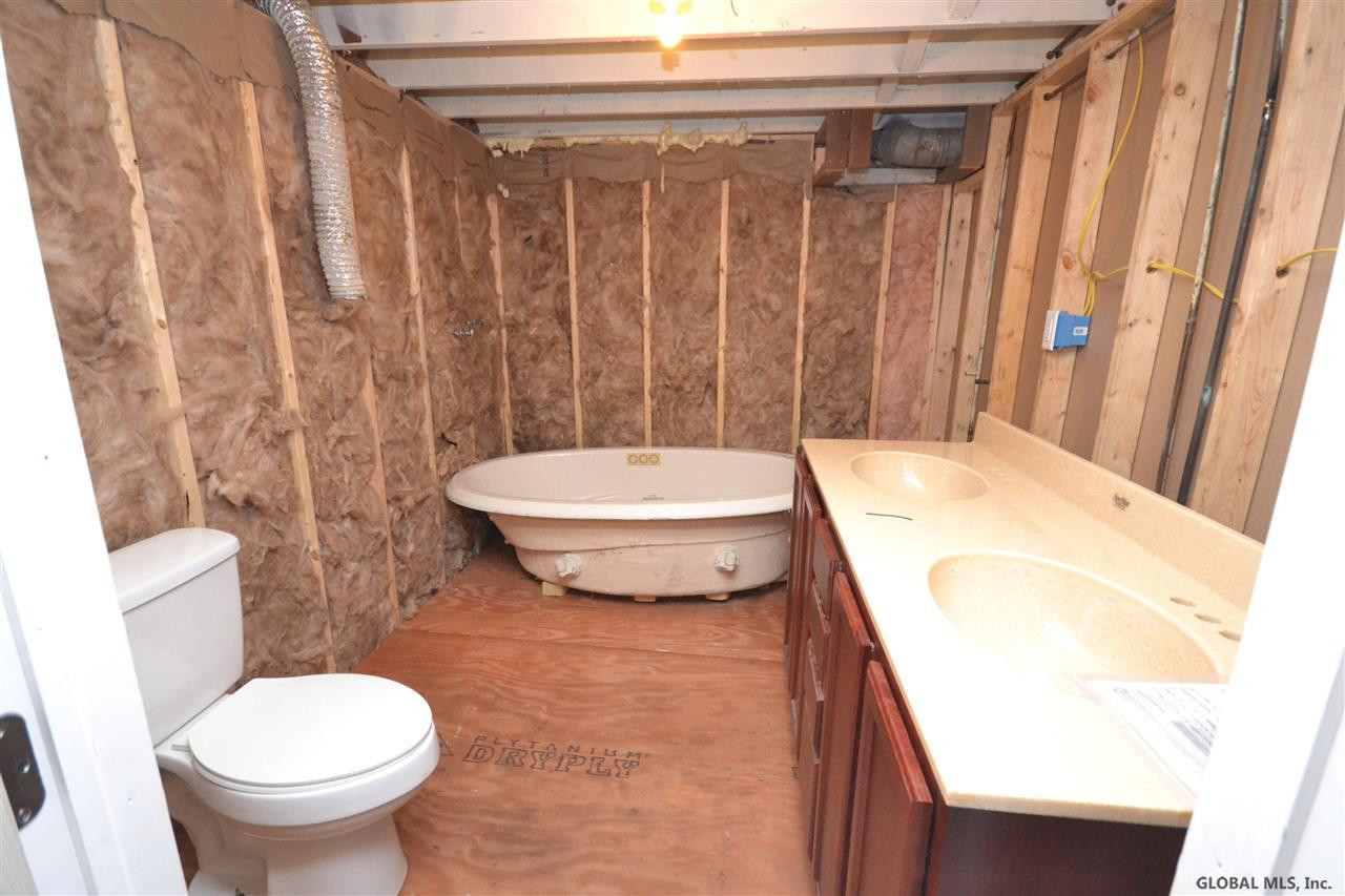 27 Bennett Road Queensbury, NY 12804 - Photo 12 of 17 Photo 12