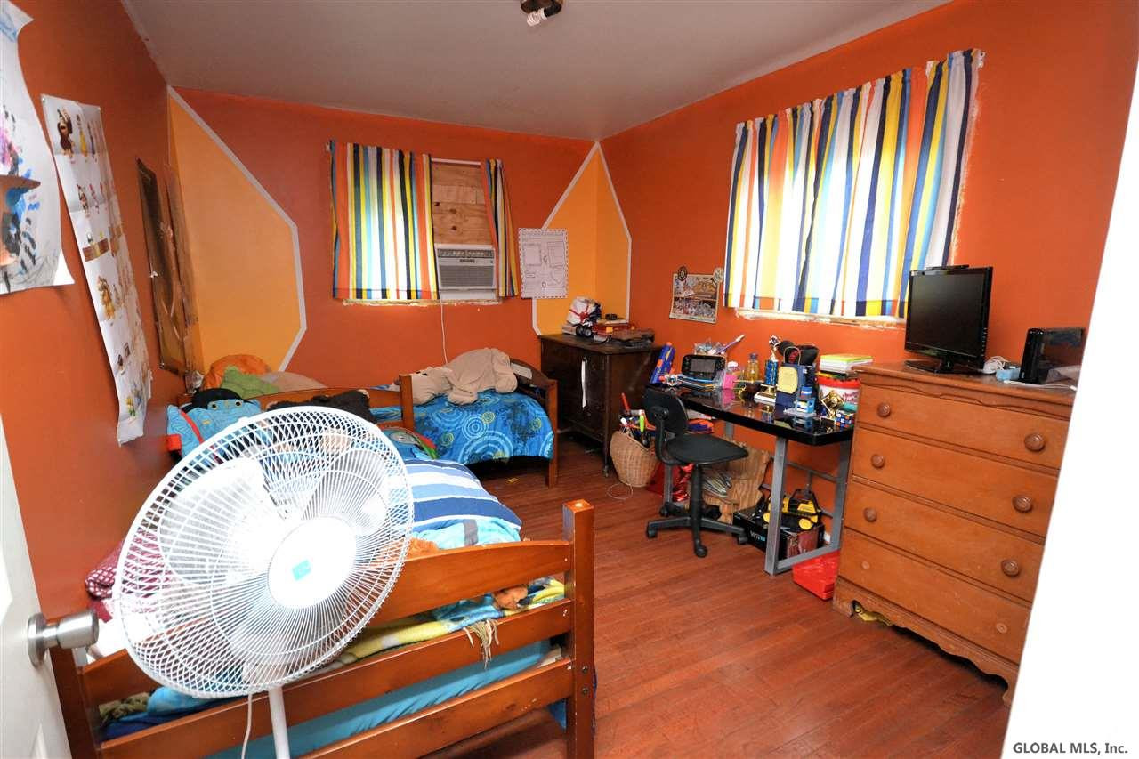 27 Bennett Road Queensbury, NY 12804 - Photo 7 of 17 Photo 7
