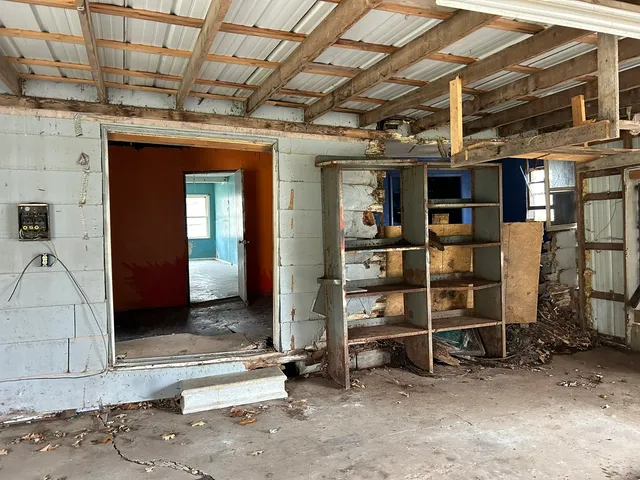 $7,600 | 313 East 7th Street, Brookport, IL 62910