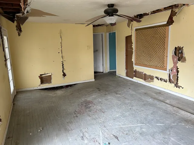 $7,600 | 313 East 7th Street, Brookport, IL 62910