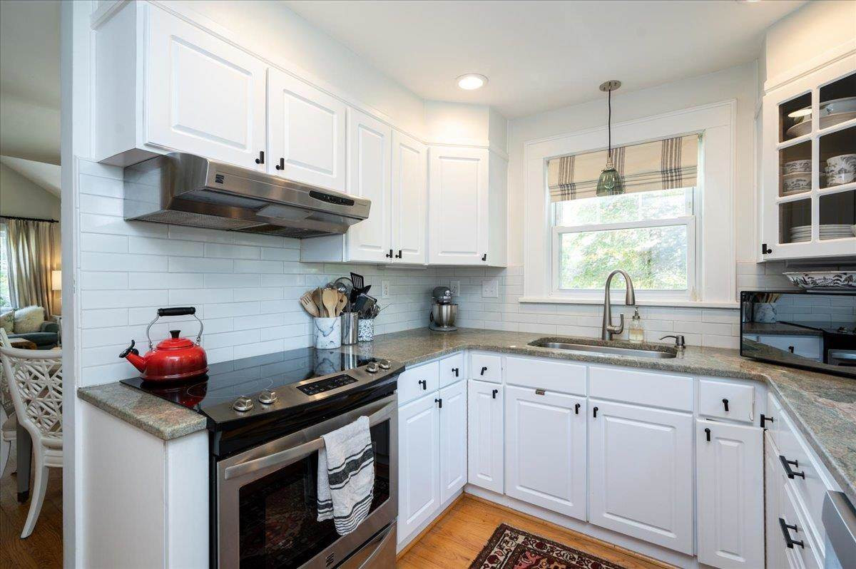 1609 Carson Street Raleigh, NC 27608 - Photo 9 of 30 Photo 9