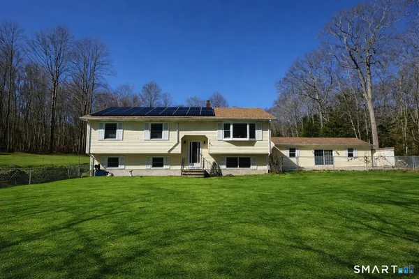 $469,000 | 497 Colonel Ledyard Highway, Ledyard, CT 06339