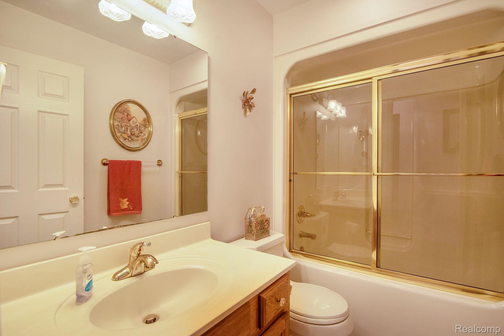 13400 Center Road Bath, MI 48808 - Photo 14 of 53 DSC_6112.jpg