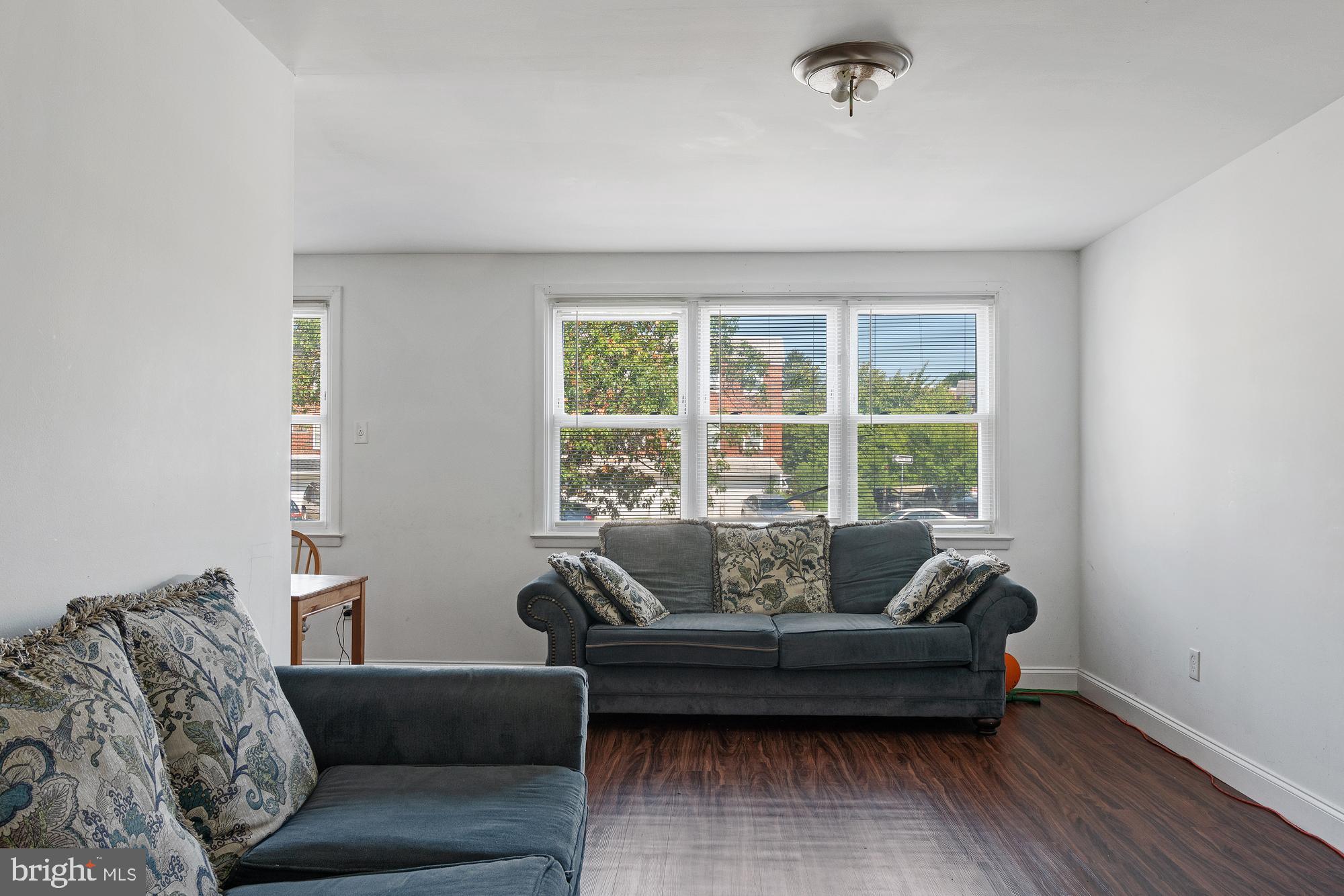 10826 Lockart Road Philadelphia, PA 19116 - Photo 8 of 37 Gallery Image 8