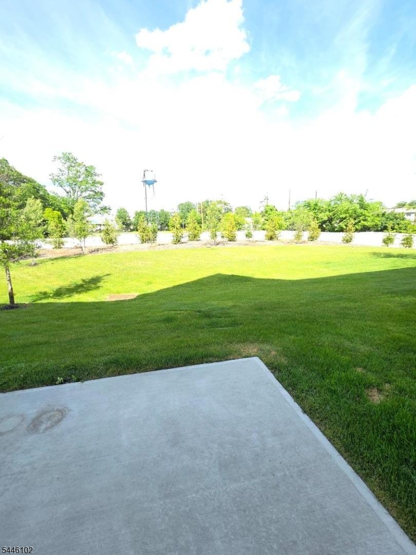 82 Depot Way Dunellen, NJ 08812 - Photo 2 of 16