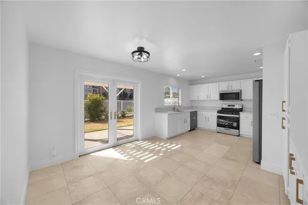 $4,200 | 1614 East Sedona Drive, Orange, CA 92866