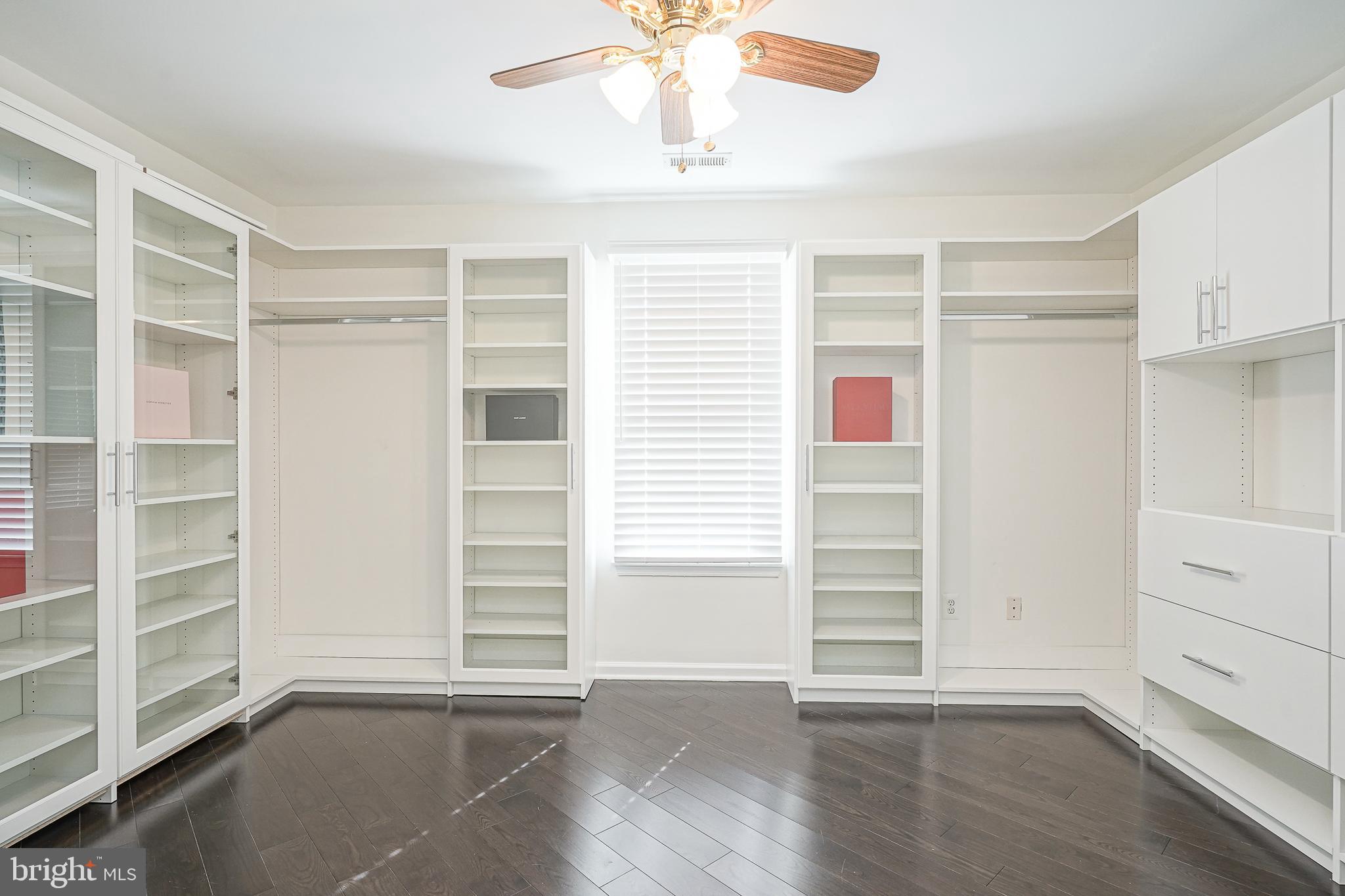 6101 Church Road Mount Laurel, NJ 08054 - Photo 31 of 64 Boutique Closet/Dressing Room
