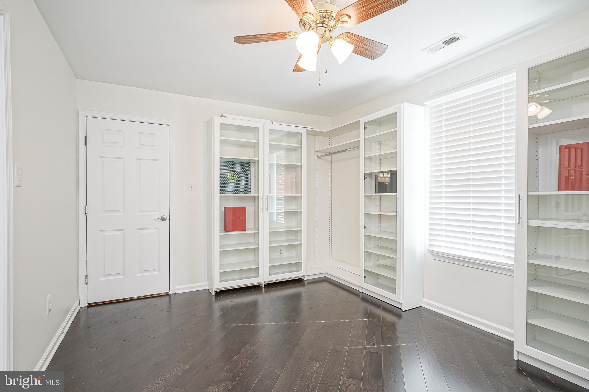 6101 Church Road Mount Laurel, NJ 08054 - Photo 32 of 64 Boutique Closet/Dressing Room