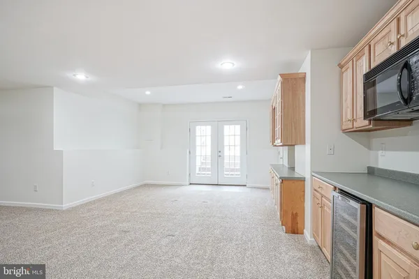 $925,000 | 6101 Church Road, Mount Laurel, NJ 08054