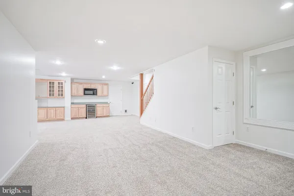 $925,000 | 6101 Church Road, Mount Laurel, NJ 08054