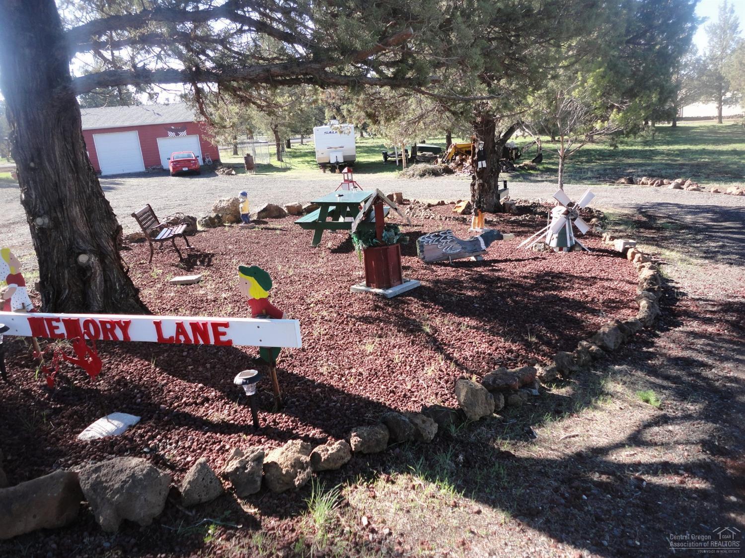 9458 Southwest Panorama Road Terrebonne, OR 97760 - Photo 13 of 22 Additional Photo