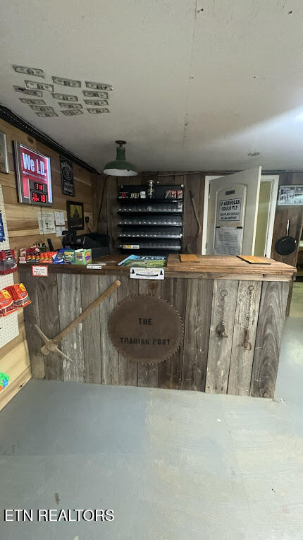 113 McSpadden Branch Road Vonore, TN 37885 - Photo 25 of 41 store