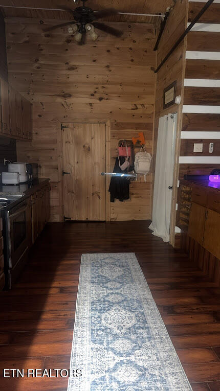 113 McSpadden Branch Road Vonore, TN 37885 - Photo 33 of 41 Apartment above the store/workshop