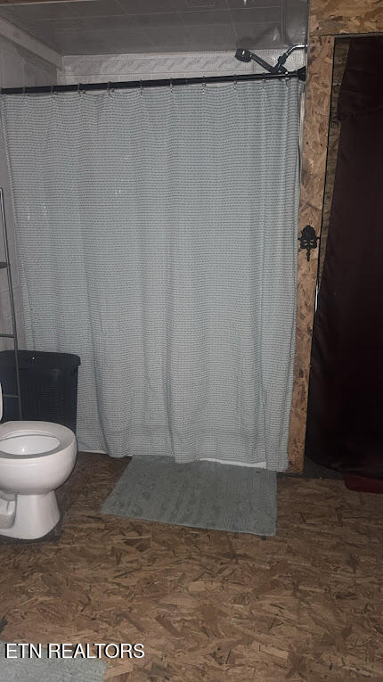 113 McSpadden Branch Road Vonore, TN 37885 - Photo 36 of 41 Apartment above the store/workshop