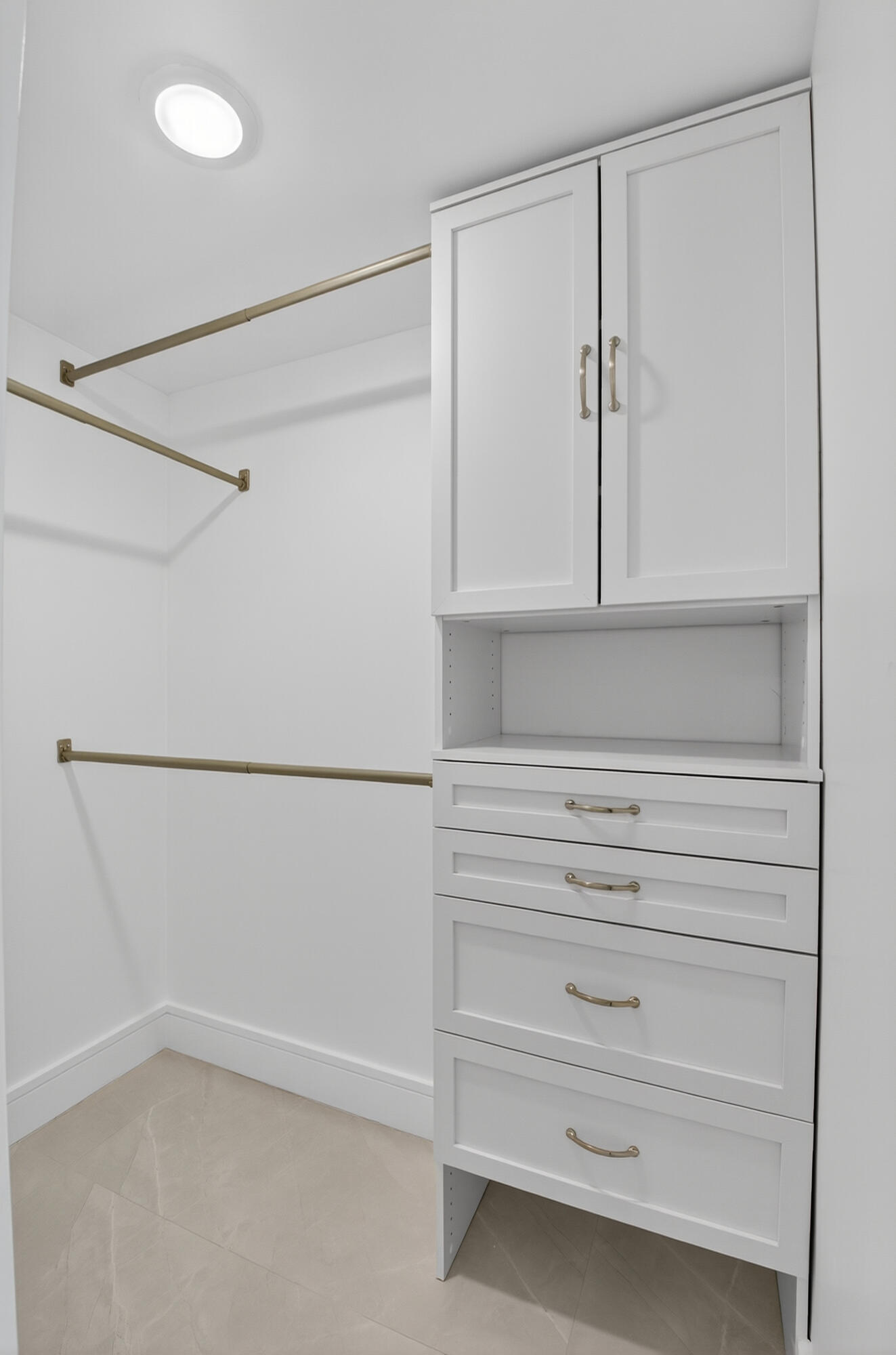 9880 Marina Boulevard, Unit 1509 Boca Raton, FL 33428 - Photo 17 of 43 23-print-041_DSC_0616