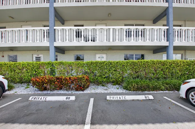 $279,000 | 9880 Marina Boulevard, Unit 1509, Boca Raton, FL 33428