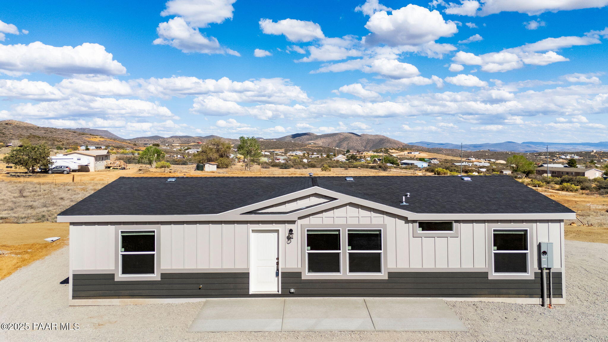 17160 East Roper Way Dewey, AZ 86327 - Photo 1 of 31 1